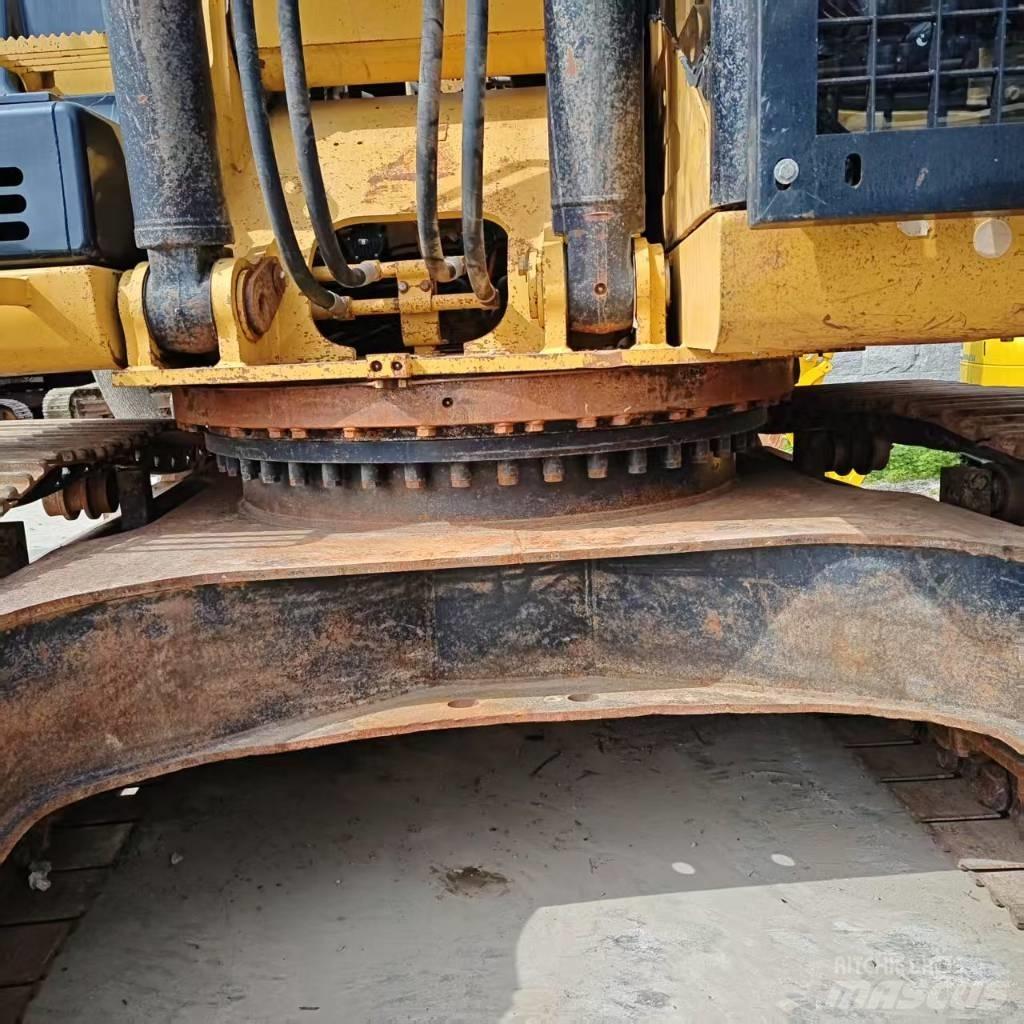 CAT 336 D2 Gravemaskiner på larvebånd