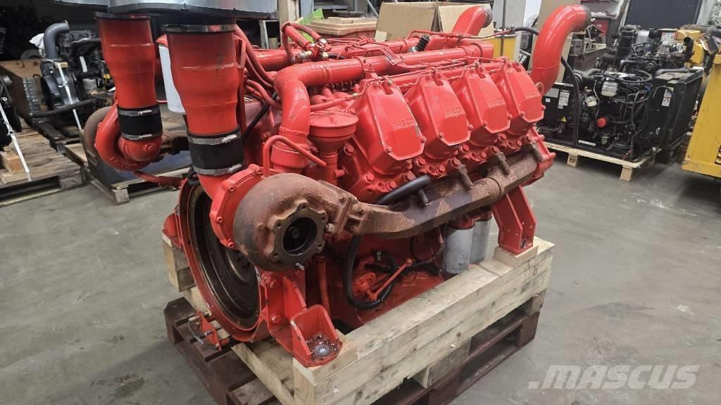 Iveco 8281 SRI V8 Motorer