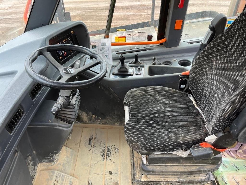 Doosan DA 30 Terrængående lastbiler