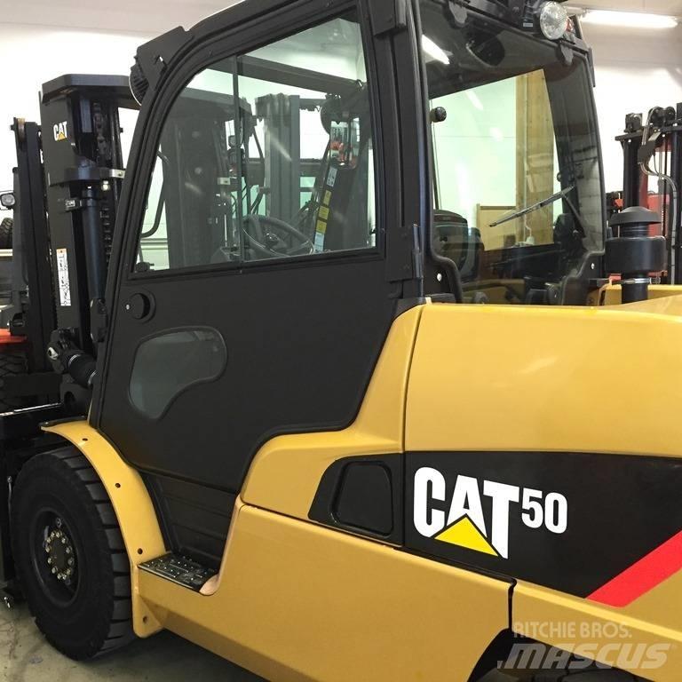 CAT DP 50 N Diesel gaffeltrucks