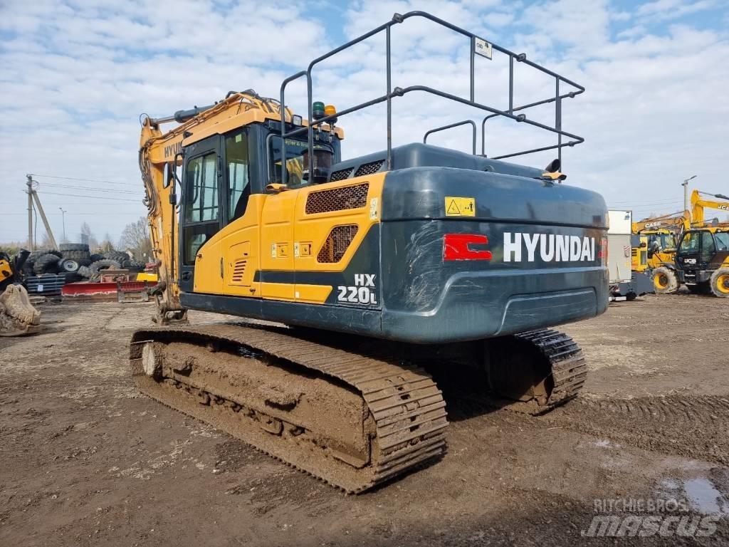 Hyundai HX 220 L Gravemaskiner på larvebånd