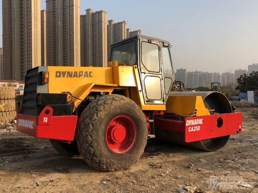 Dynapac CA 25 D Enkelt tromle