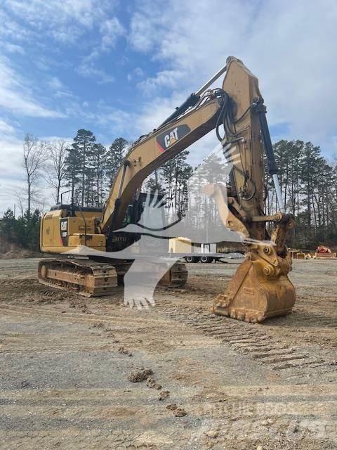 CAT 320FL Gravemaskiner på larvebånd