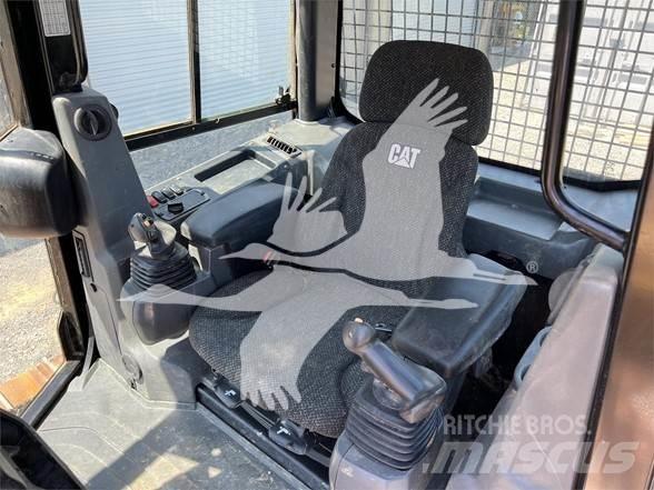 CAT D5K2 LGP Bulldozer på larvebånd