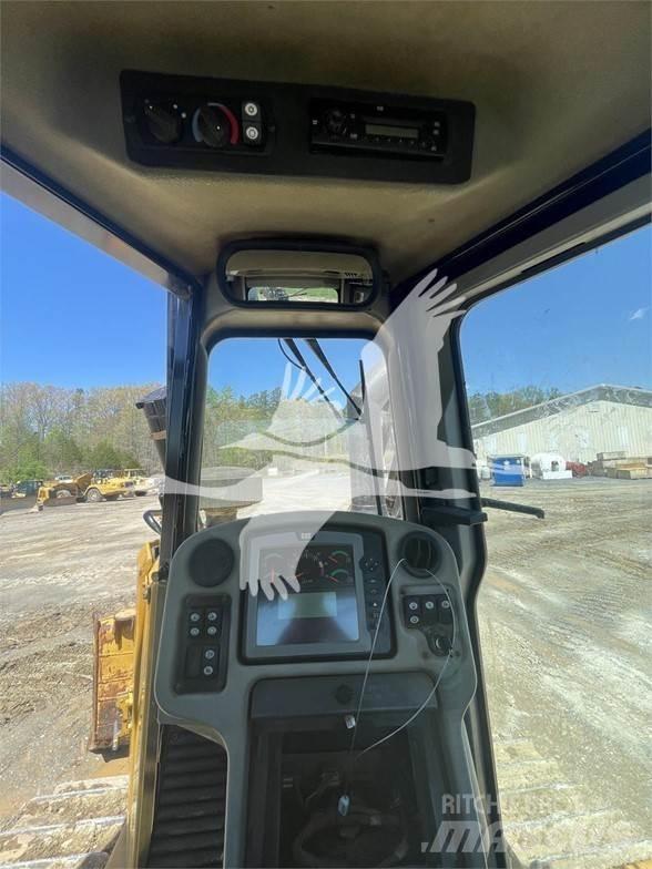 CAT D6T XL Bulldozer på larvebånd