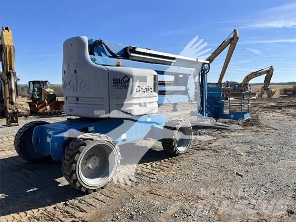 Genie Z60/34 Bomlifte med knækarm