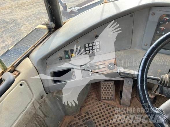 Volvo A25D Terrængående lastbiler