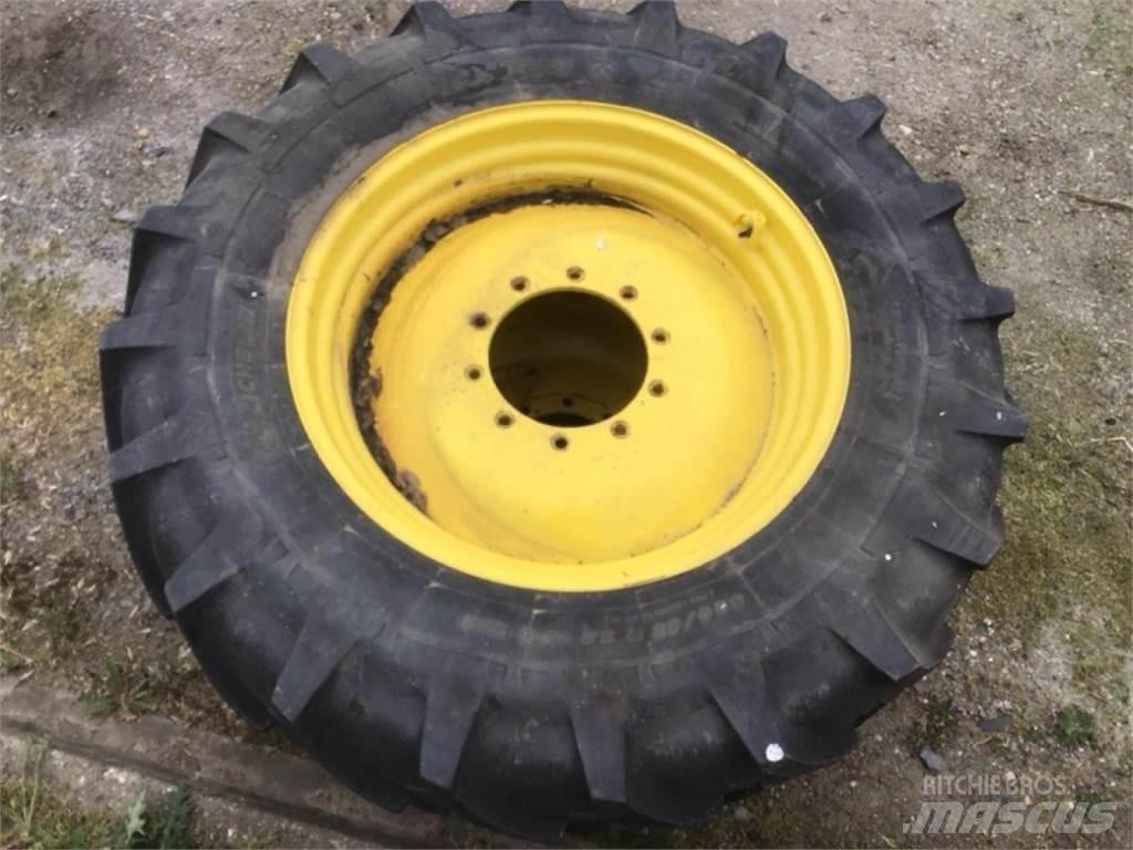 Michelin 420/85R34 Hjul, Dæk og Fælge