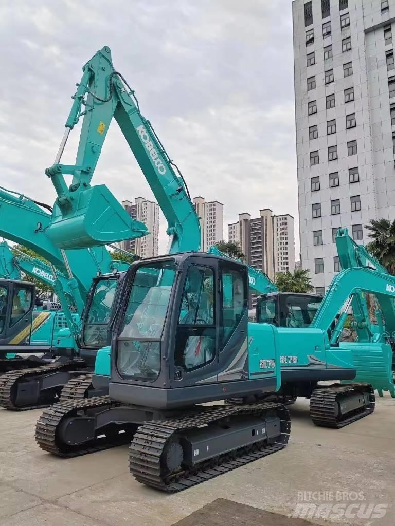 Kobelco SK 75 Midi-gravemaskiner 7t - 12t
