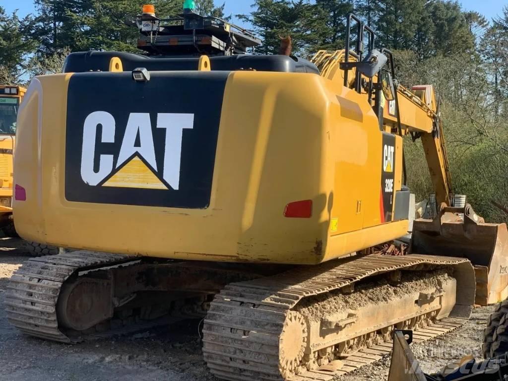 CAT 320 E Gravemaskiner med lang gravebom