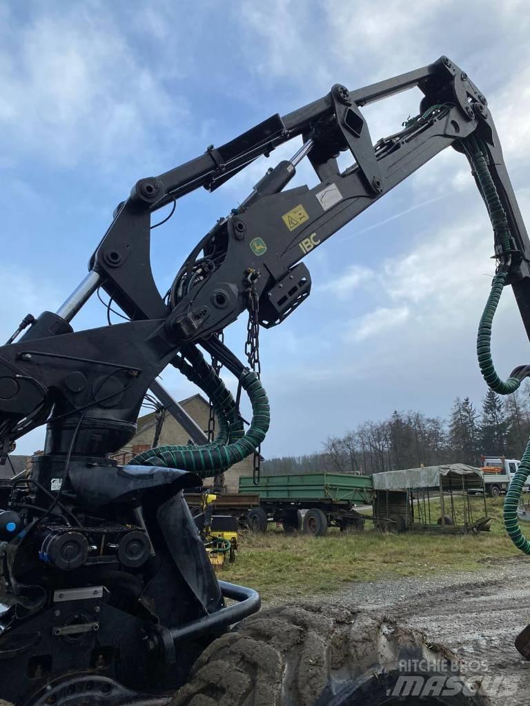 John Deere 1270 G Skovningsmaskiner