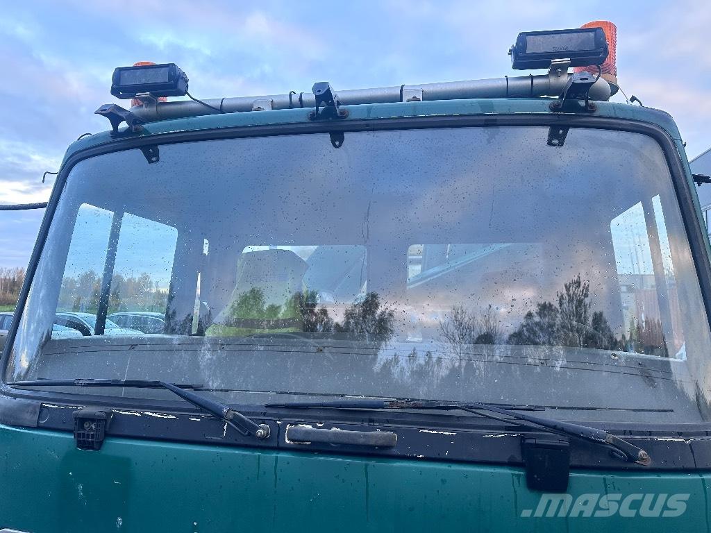 Volvo FL 6 Flatbed lastbiler med spil