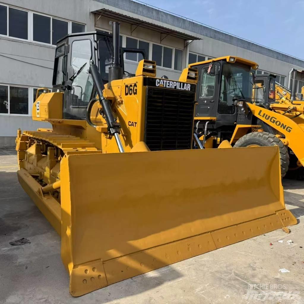 CAT D 6 G Bulldozer på larvebånd