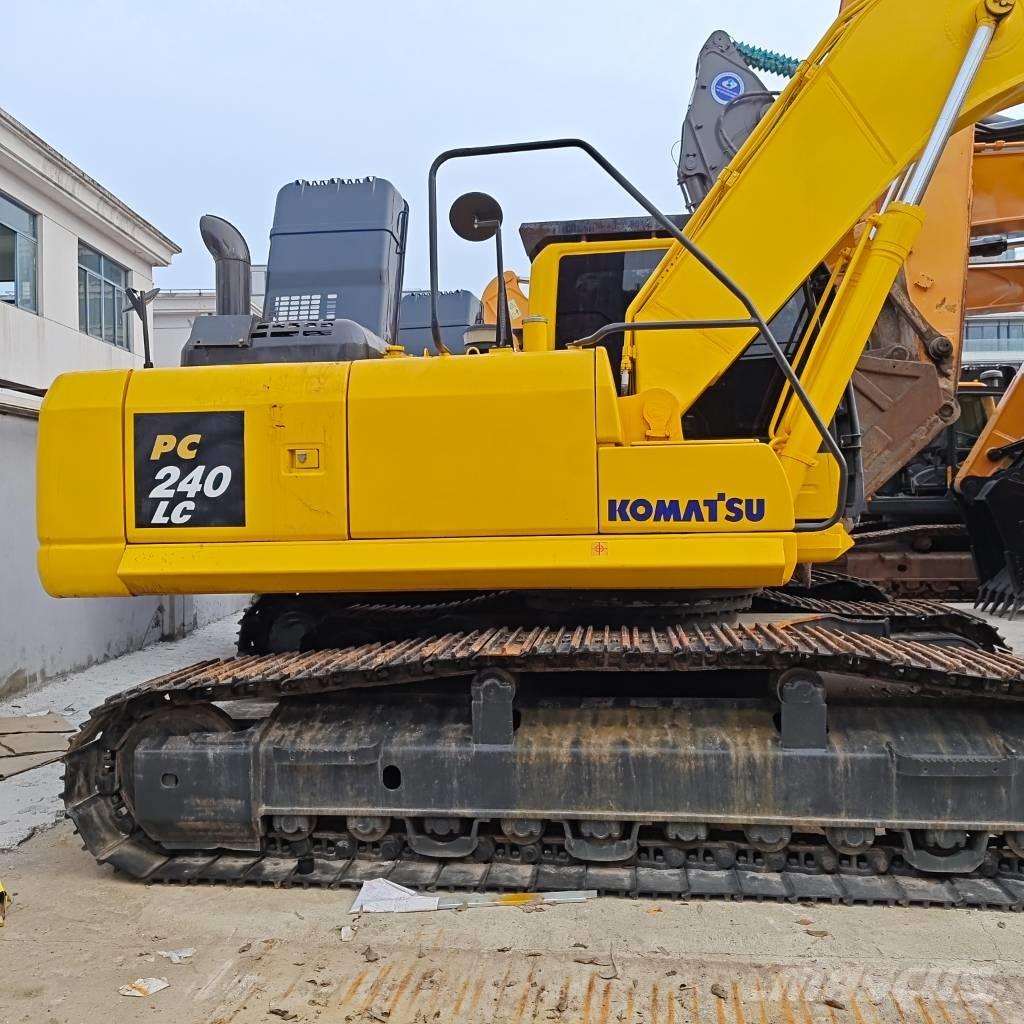 Komatsu PC 240 LC-8 Gravemaskiner på larvebånd