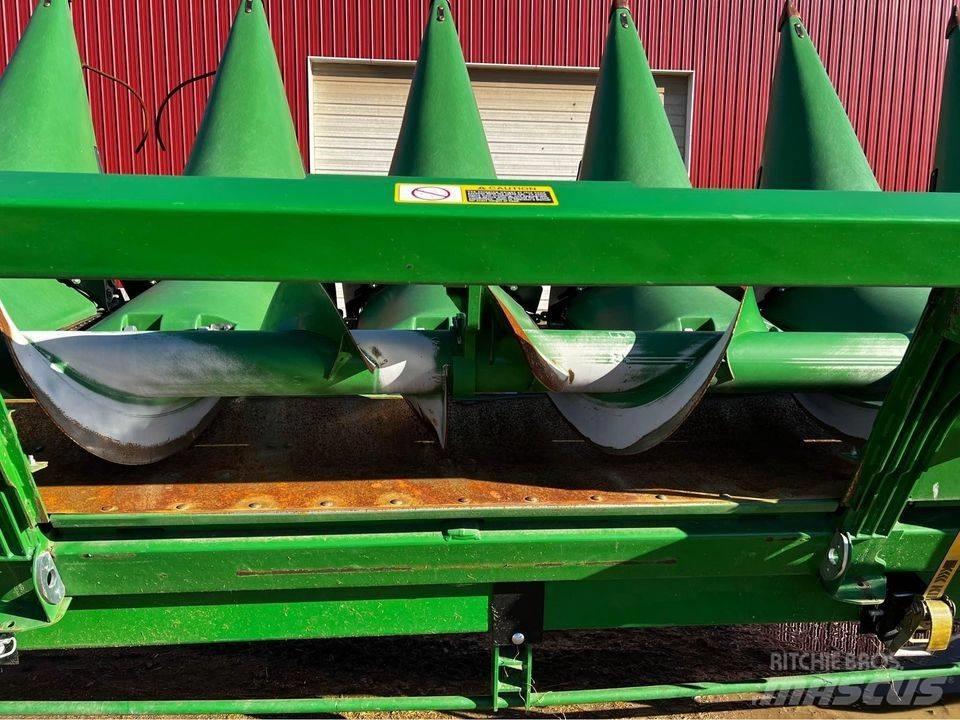 John Deere 716c Hoveder til mejetærskere