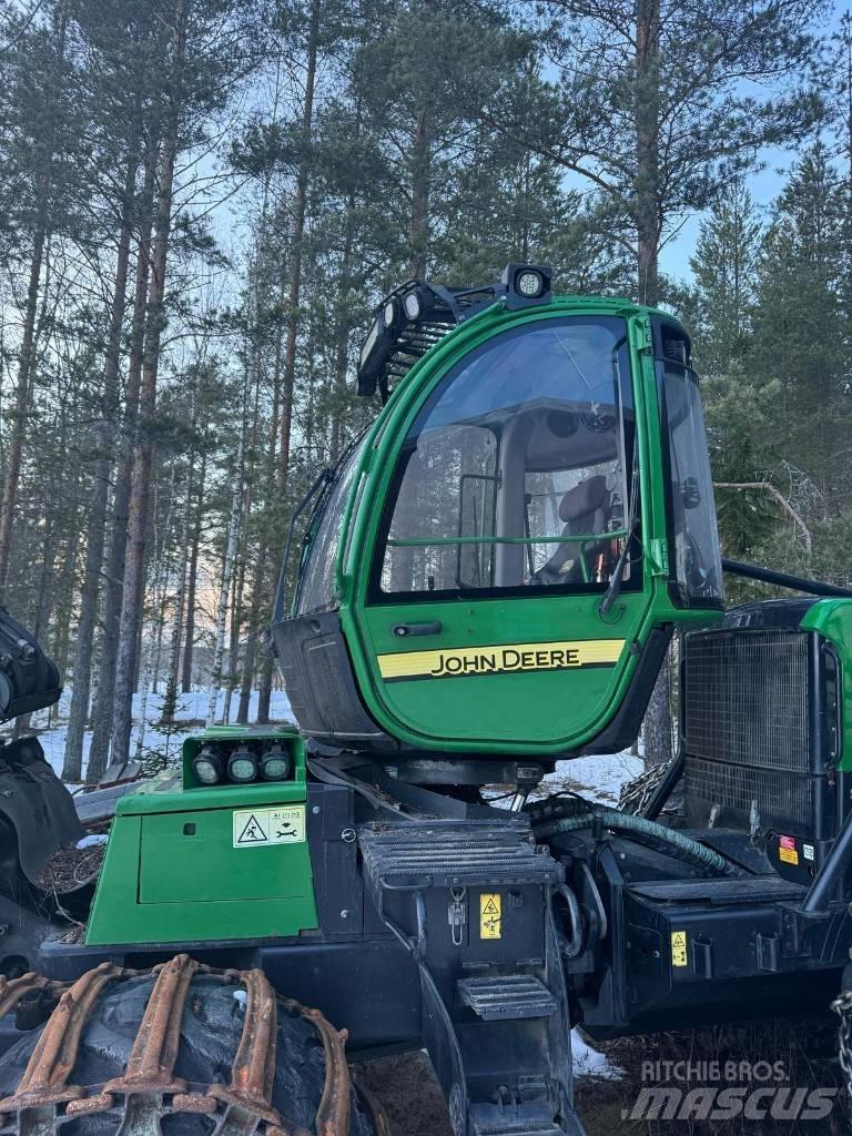 John Deere 1170 E Skovningsmaskiner