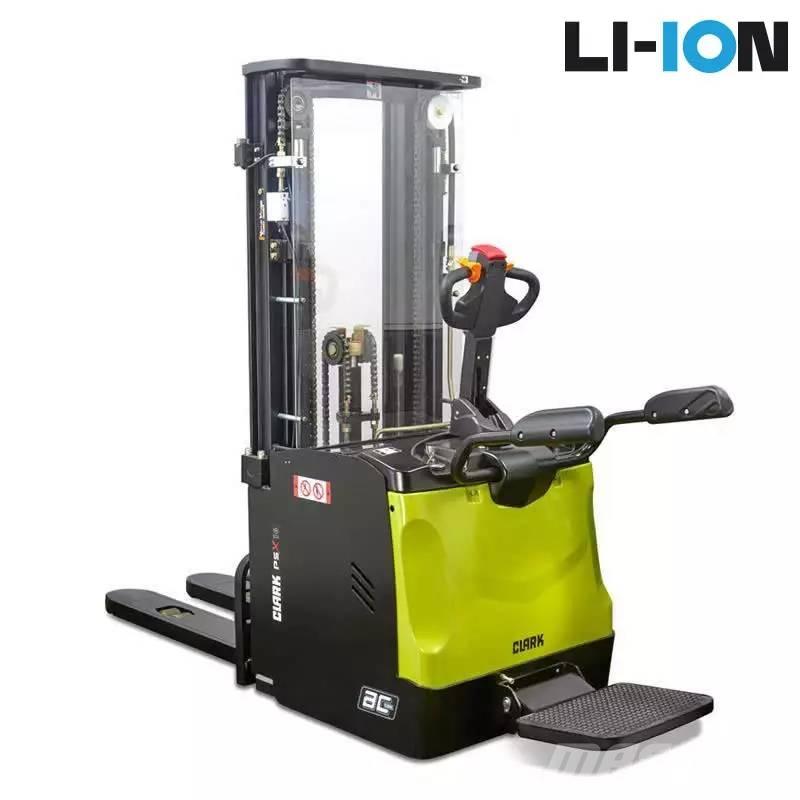 Clark PSX 16 Selvkørende stablere