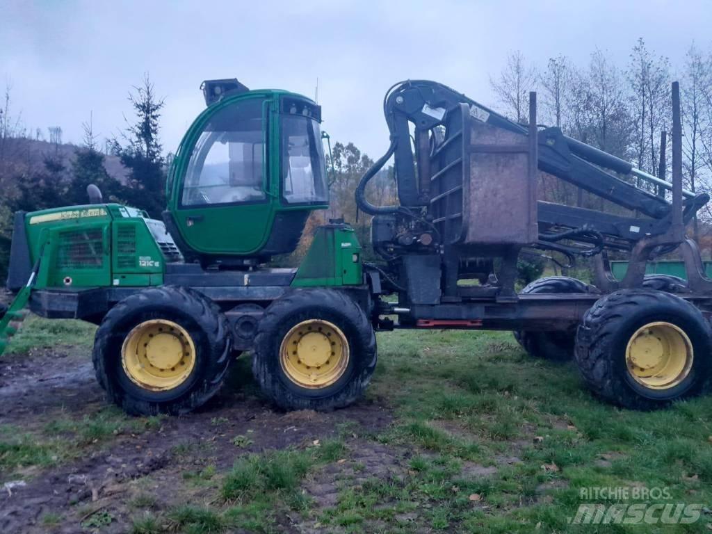 John Deere 1210 E Udkørselsmaskiner