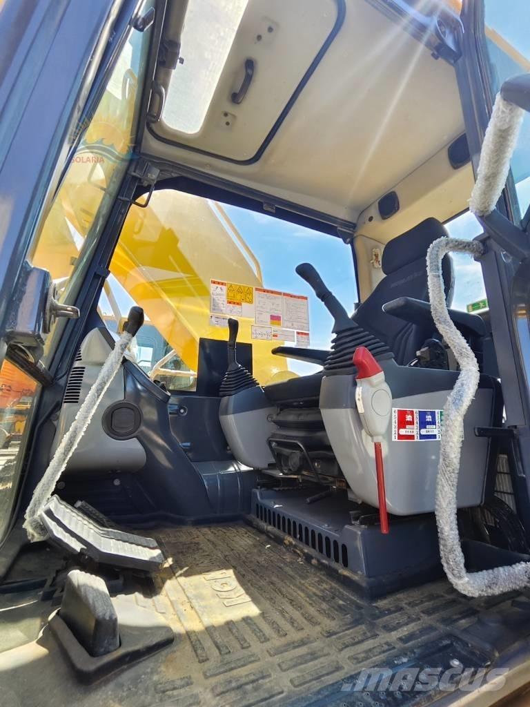 Komatsu PC 220-8 Gravemaskiner på larvebånd