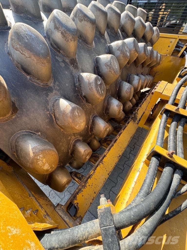 CAT CP 68 B Jordvibrationstromler