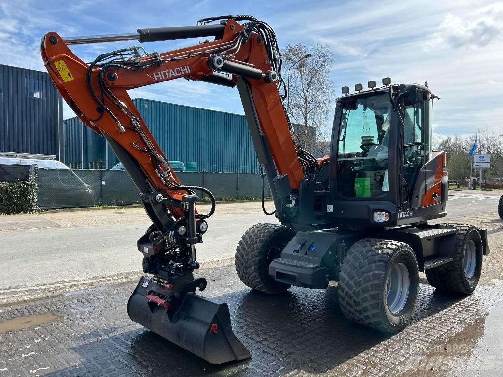 Hitachi ZX95W Gravemaskiner på hjul