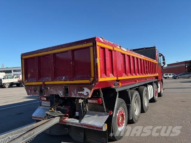 Volvo FH Lastbiler med tip