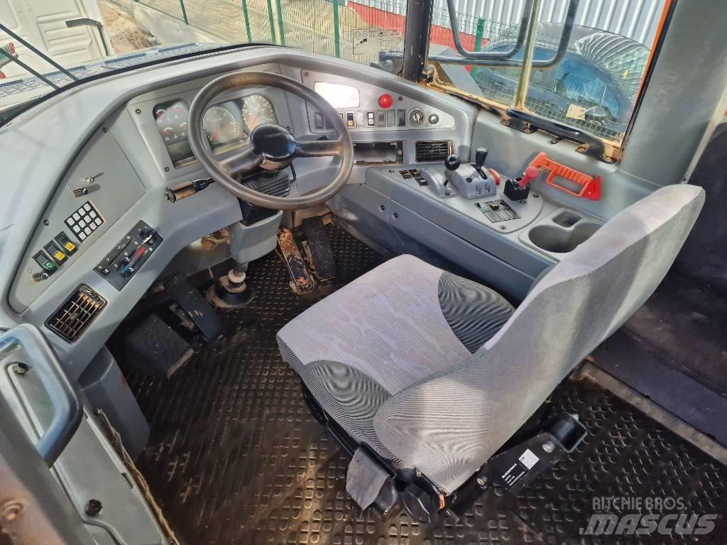 Volvo A 25 D Terrængående lastbiler