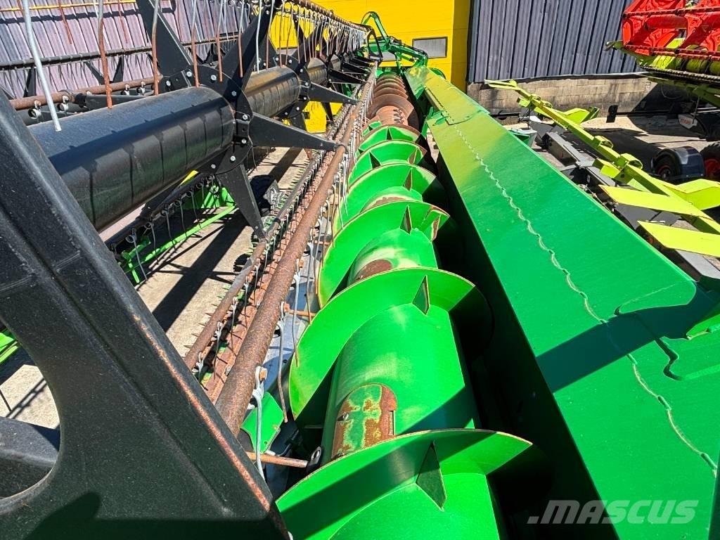 John Deere S 690 i Mejetærskere