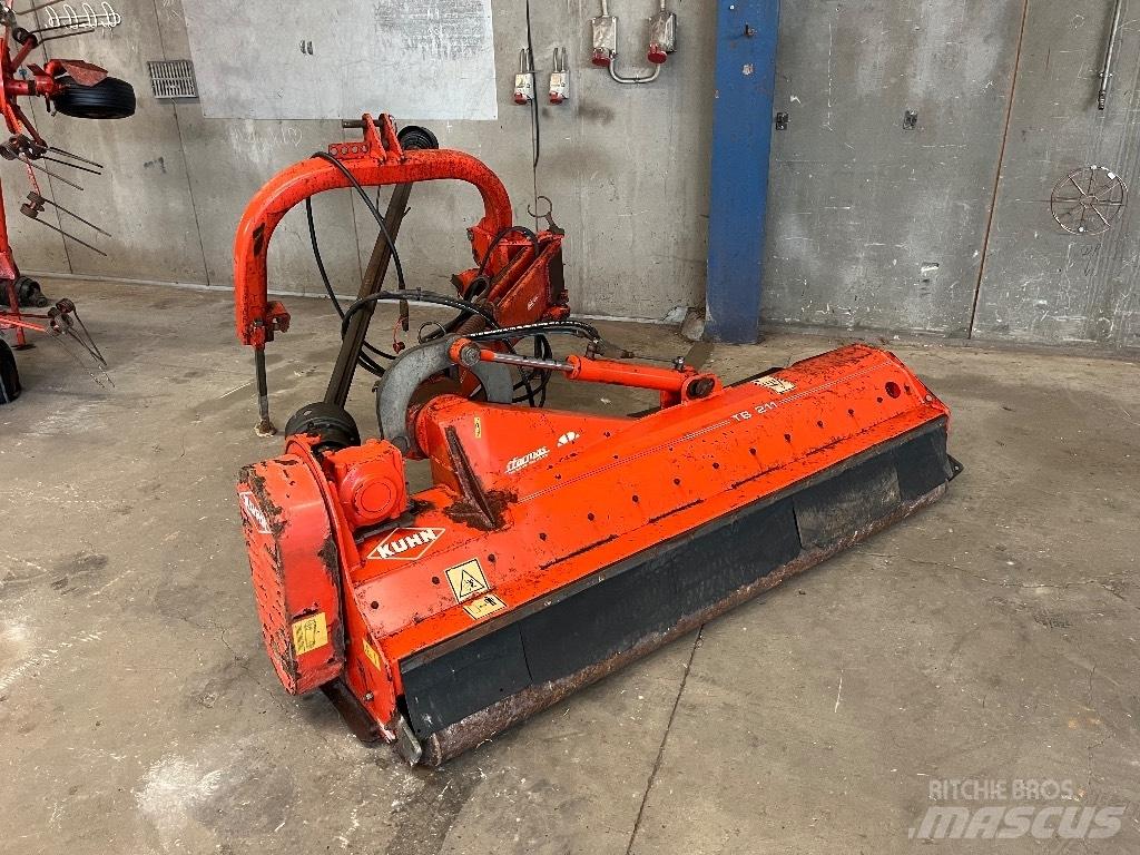 Kuhn TB 211 Græsklippere og skårlæggere