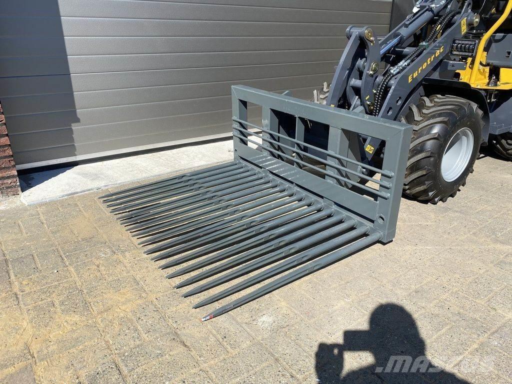 Hemach 1.3 m Skovle