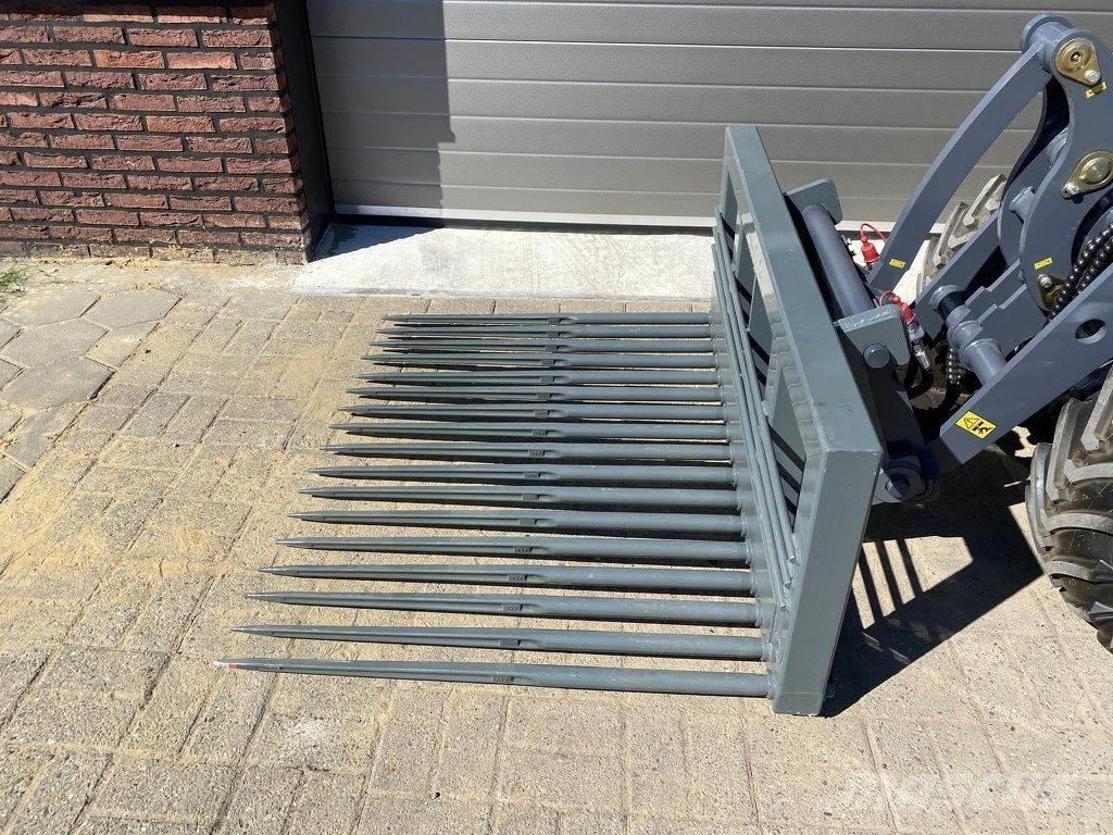 Hemach 1.3 m Skovle