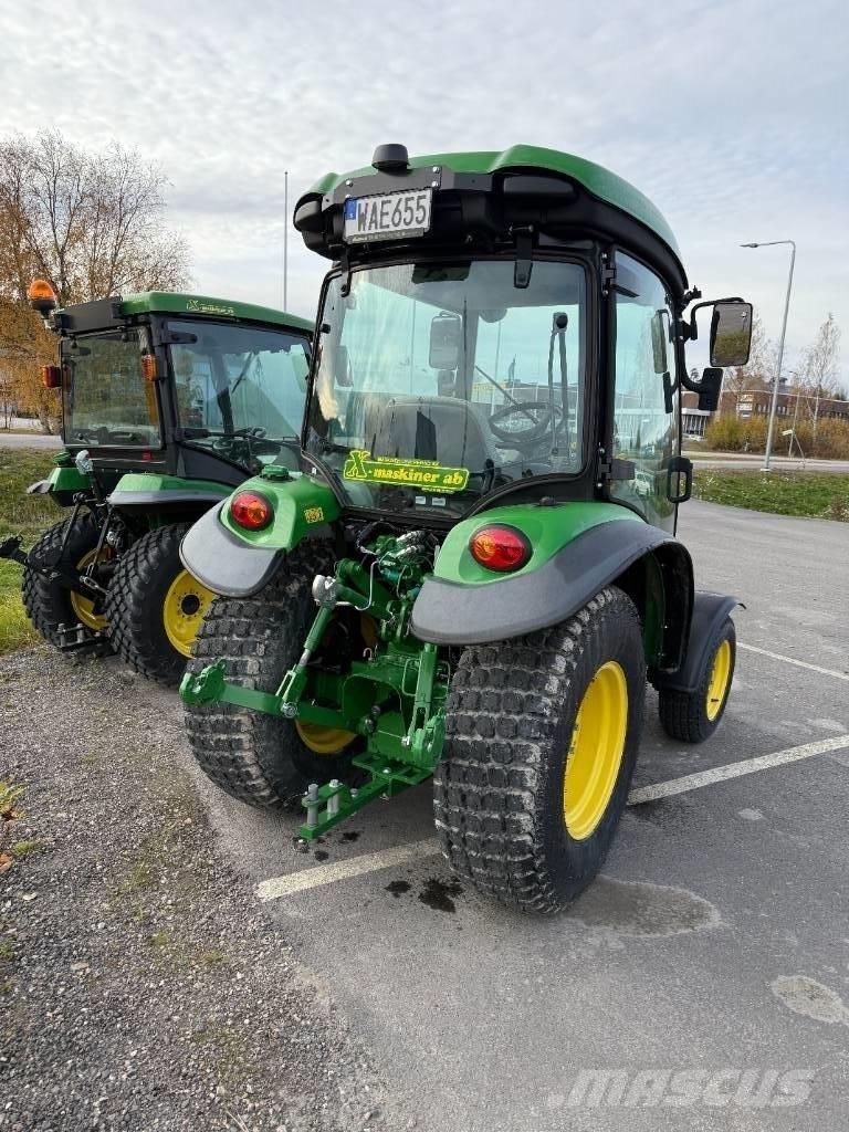 John Deere 3046 R Kompakte traktorer