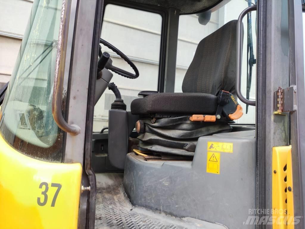 Volvo L 30 B Læssemaskiner på hjul