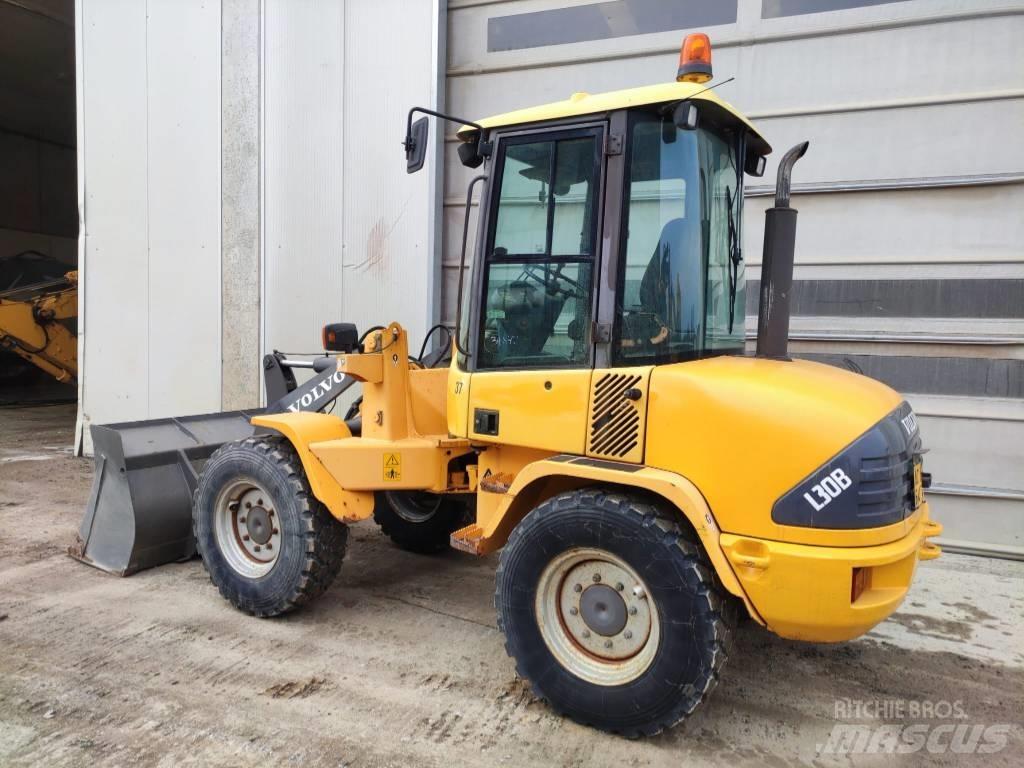 Volvo L 30 B Læssemaskiner på hjul