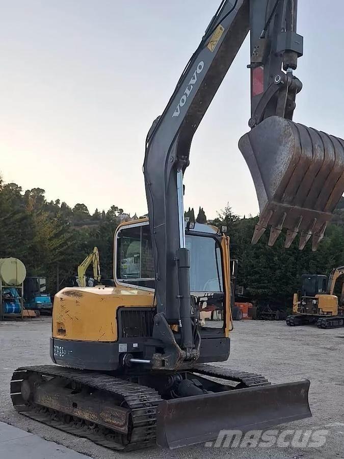 Volvo ECR88PLUS Midi-gravemaskiner 7t - 12t