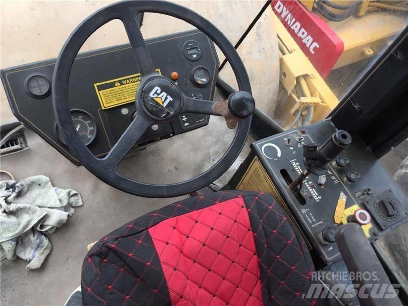 CAT CS-583C Enkelt tromle