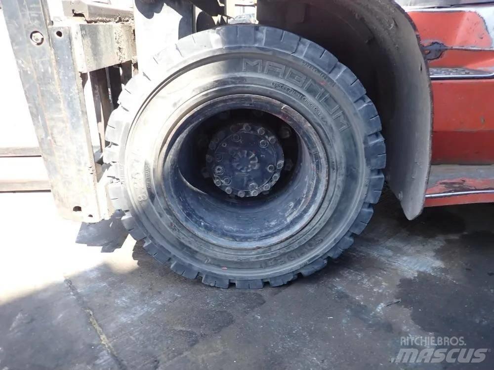 Toyota 8FD70U Gaffeltrucks - andre
