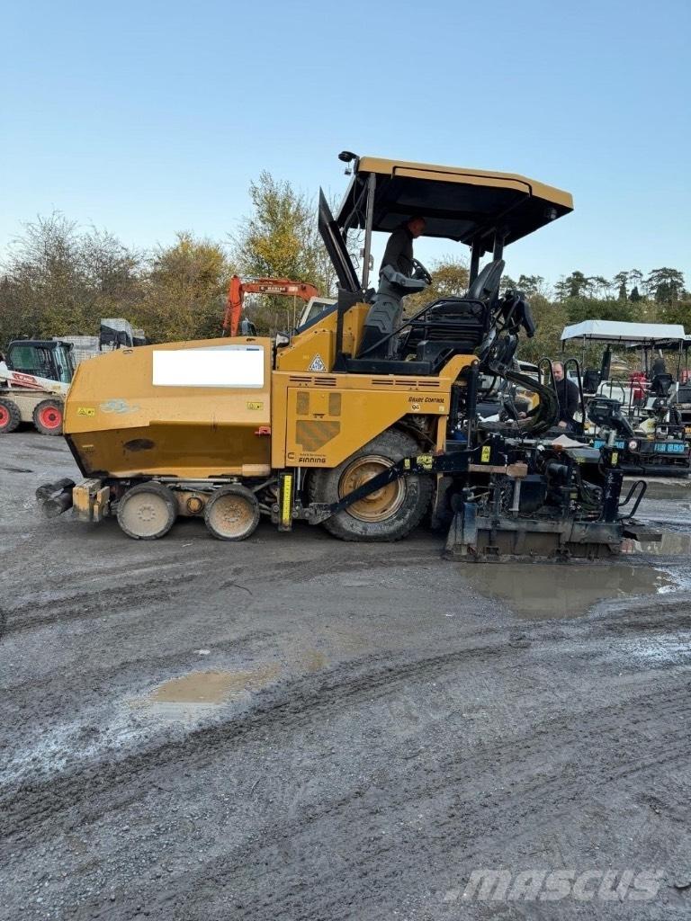 CAT AP 500 F Asfaltudlæggere