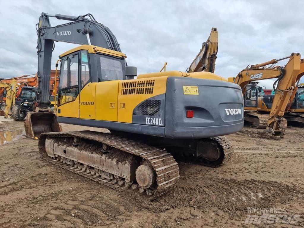 Volvo EC 240 C L Gravemaskiner på larvebånd