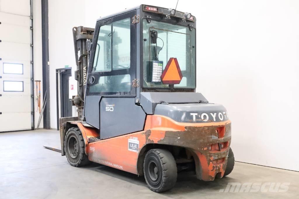 Toyota 8 FBMT 50 El gaffeltrucks
