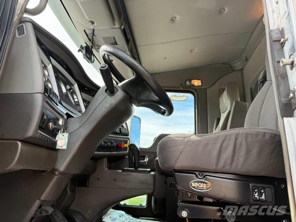 Kenworth T 800 Trækkere