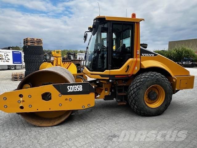 Volvo SD 135 B Enkelt tromle