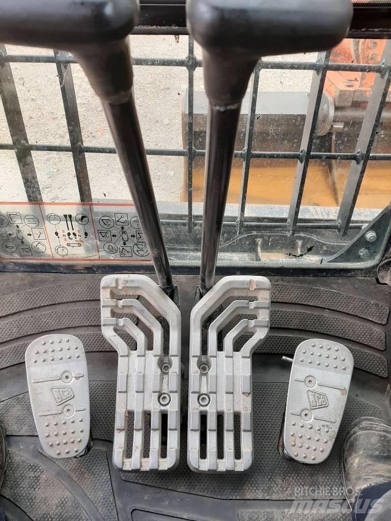 JCB JZ141 LC Gravemaskiner på larvebånd