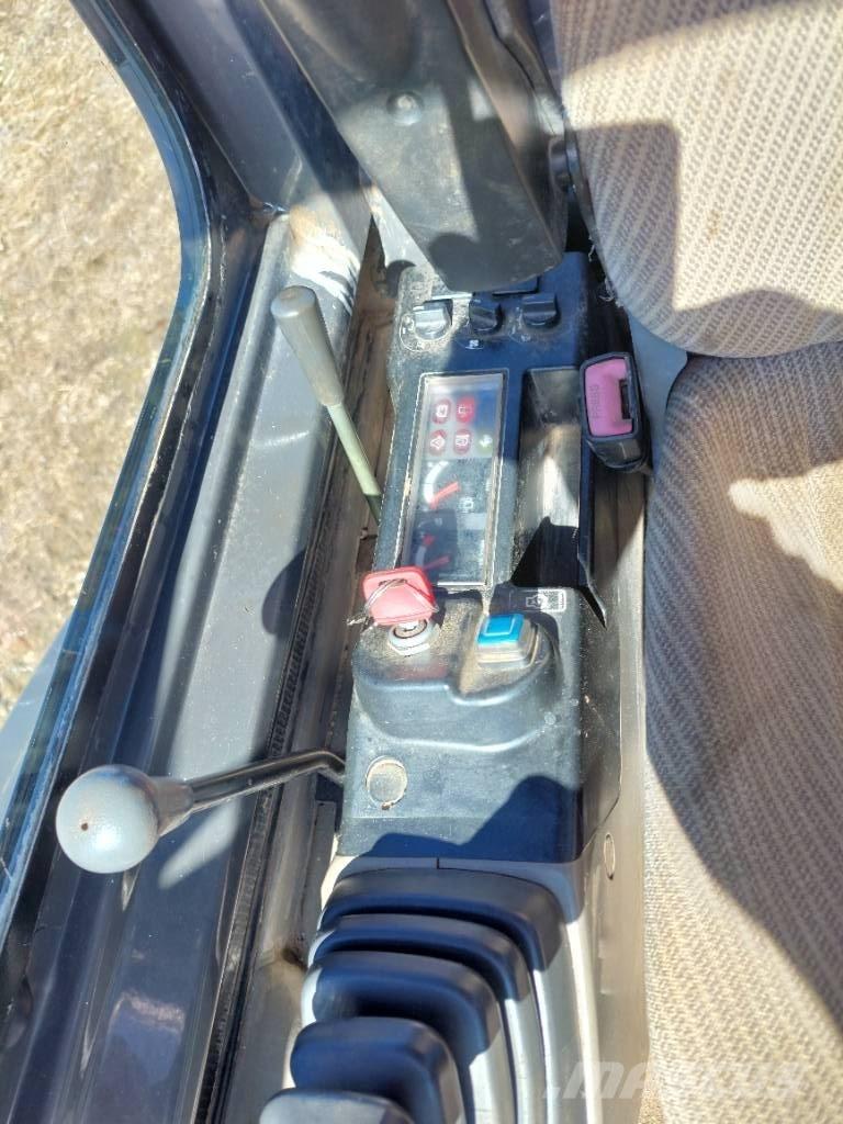 CASE CX 26 B Minigravemaskiner