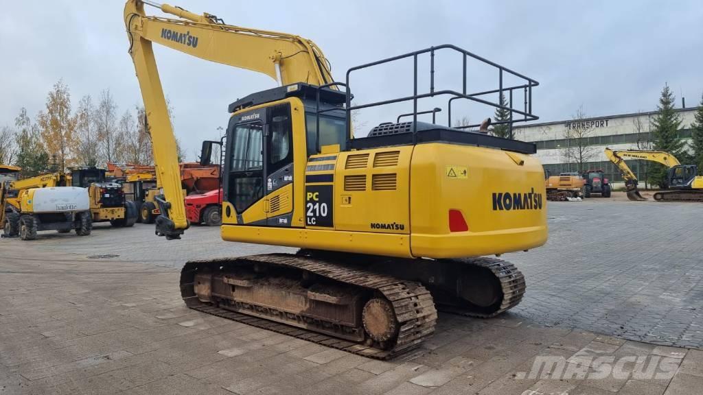 Komatsu PC 210 LC-11 Gravemaskiner på larvebånd