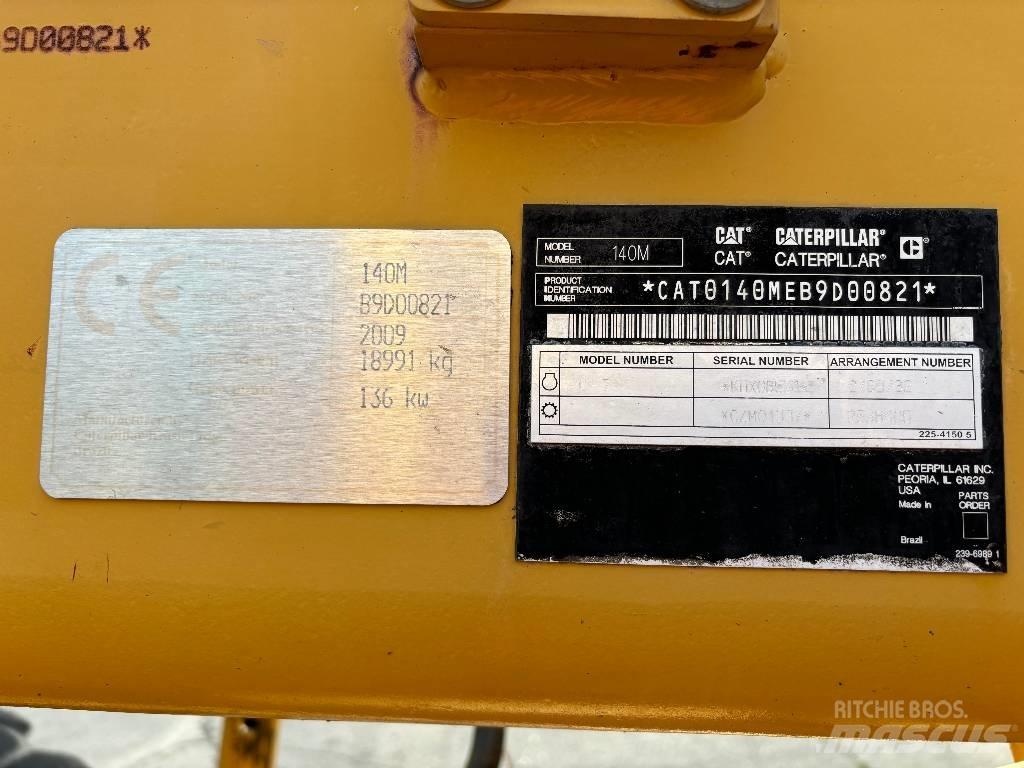 CAT 140 M Vejhøvle / Gradere