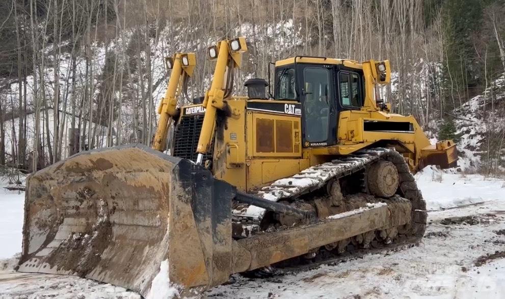 CAT D 8 R Bulldozer på larvebånd