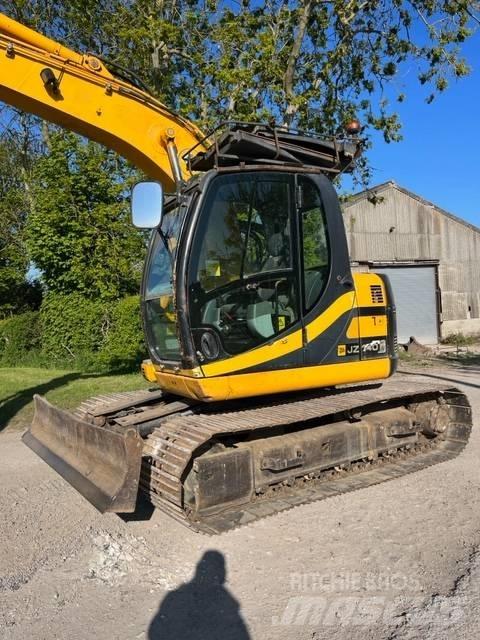 JCB JZ 140 Gravemaskiner på larvebånd