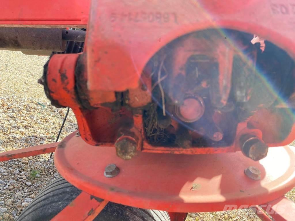 Kuhn GF8702 River og høvendere