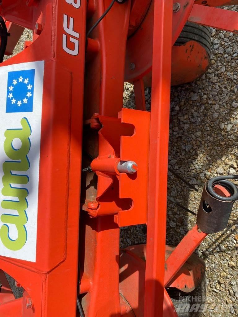 Kuhn GF8702 River og høvendere